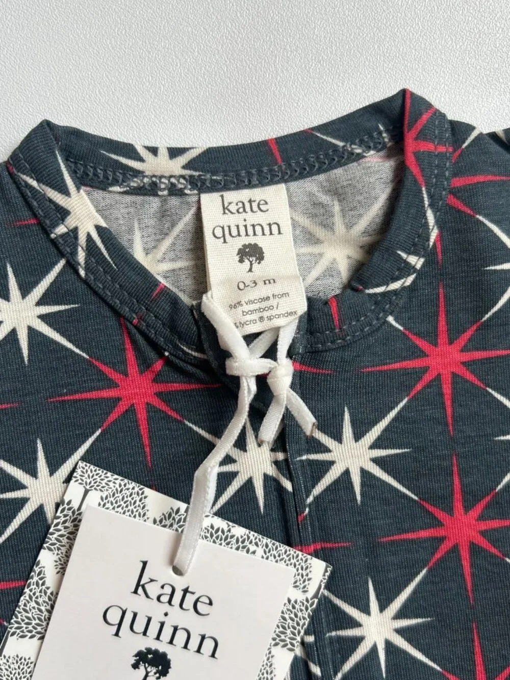 NWT Kate Quinn Bamboo Footie 0-3M Retro Stars 2 Way Zip